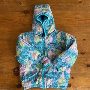 4T Patagonia reversible jacket, pretty teal with lavender accents, cool print.